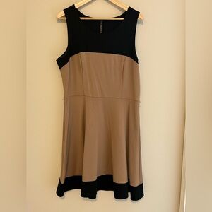 Lori M Black and Tan Colour Block Dress Women’s Size Large